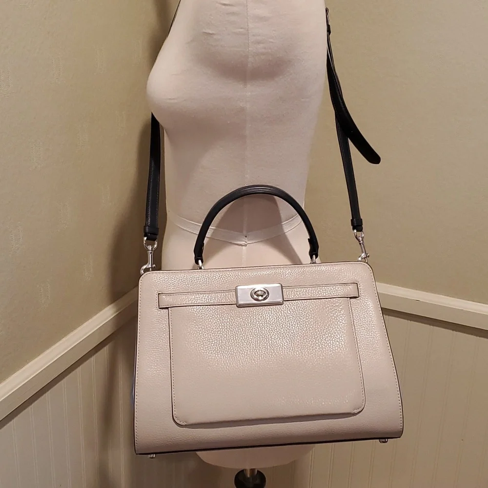 Like NEW Coach colorblock Lane Carryall